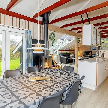6 Person Holiday In L Kken Lokken