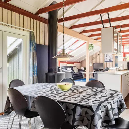 6 Person Holiday In L Kken  *